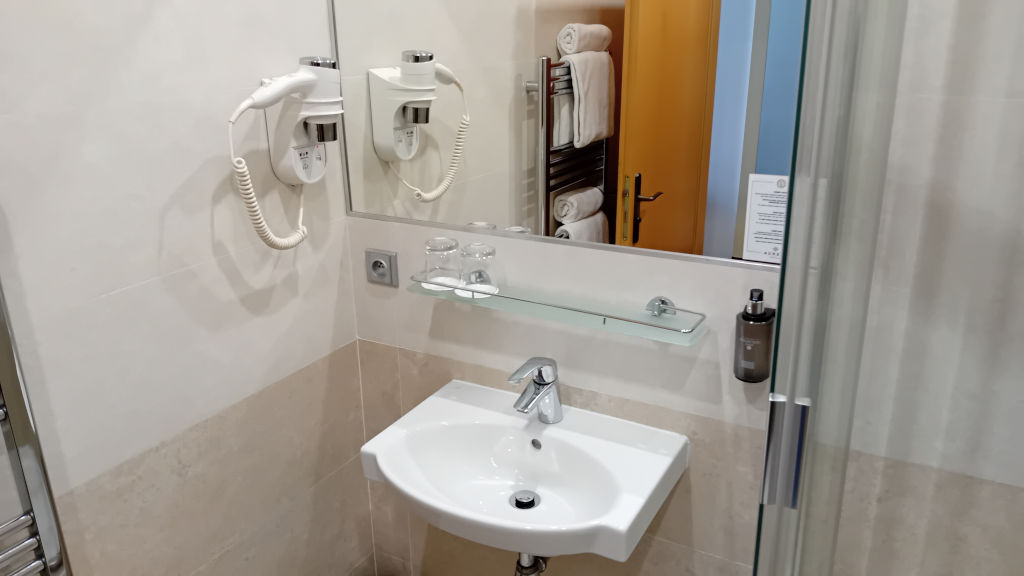 Washroom at Hotel Atos